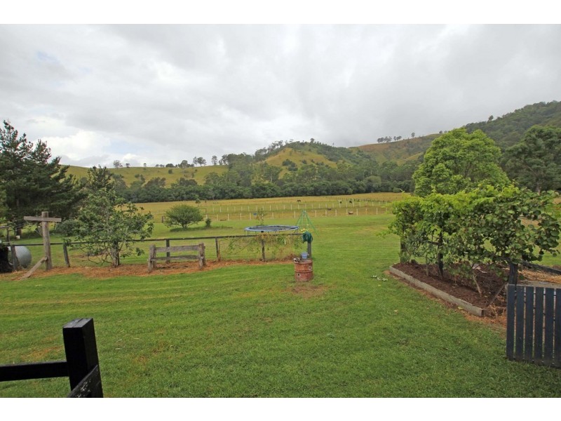 10 Beltana Close, Burrell Creek NSW 2429