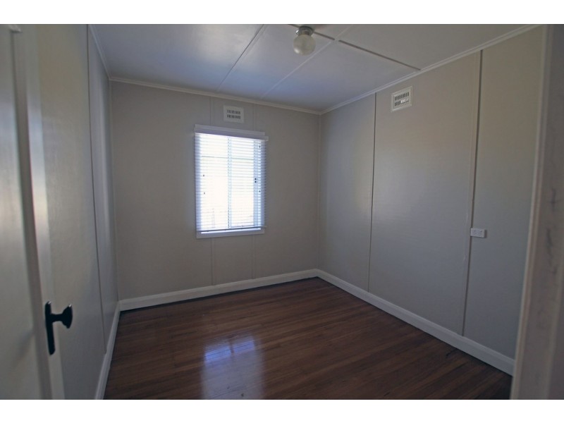 27 Chatham Avenue, Taree NSW 2430