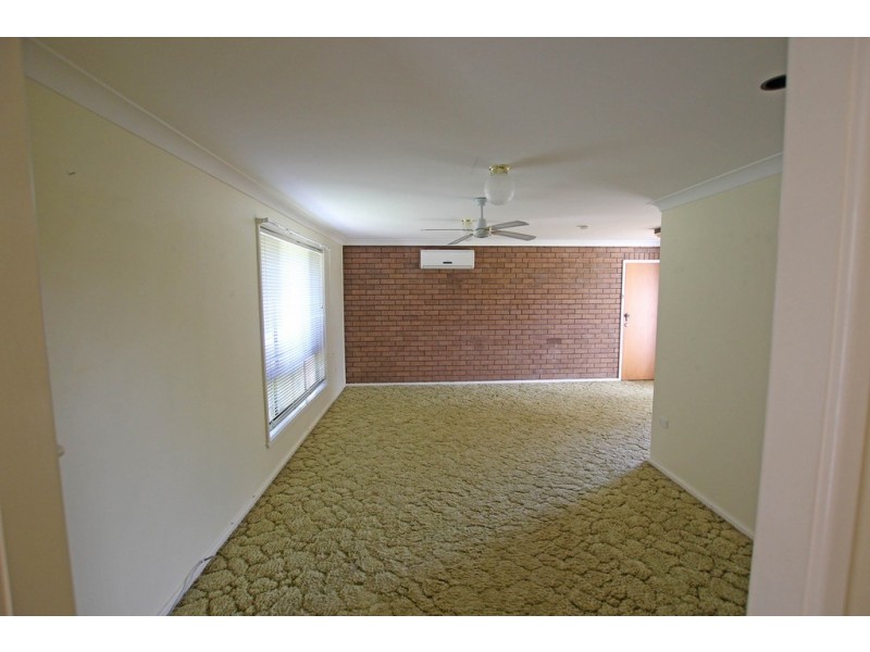 37 Kanangra Drive, Taree NSW 2430