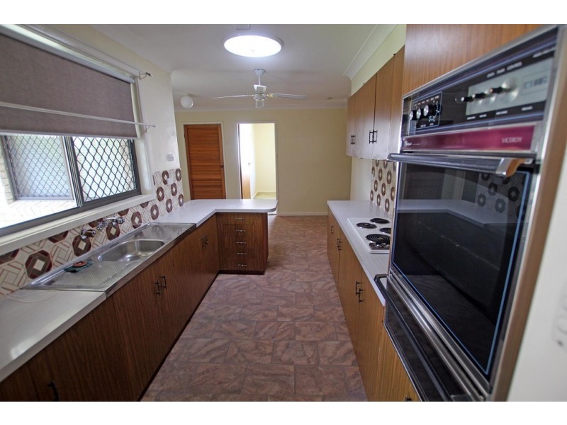 37 Kanangra Drive, Taree NSW 2430