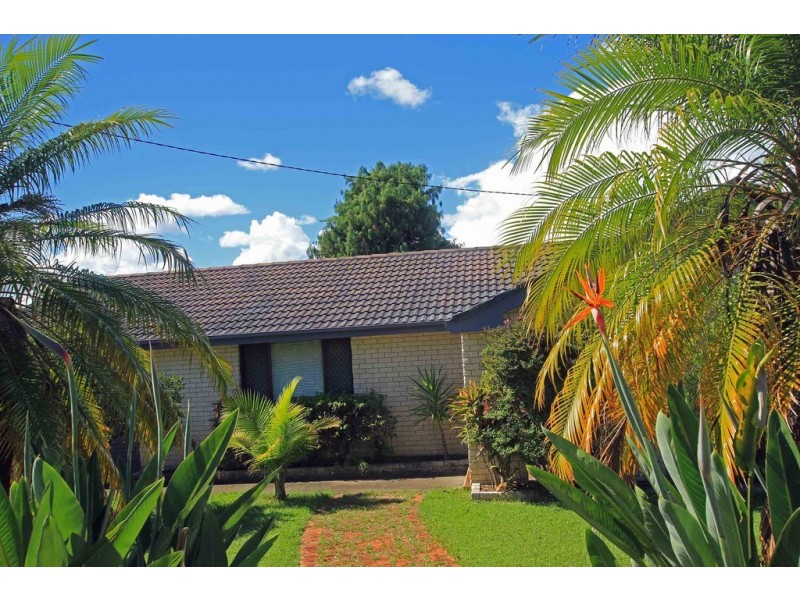 37 Kanangra Drive, Taree NSW 2430