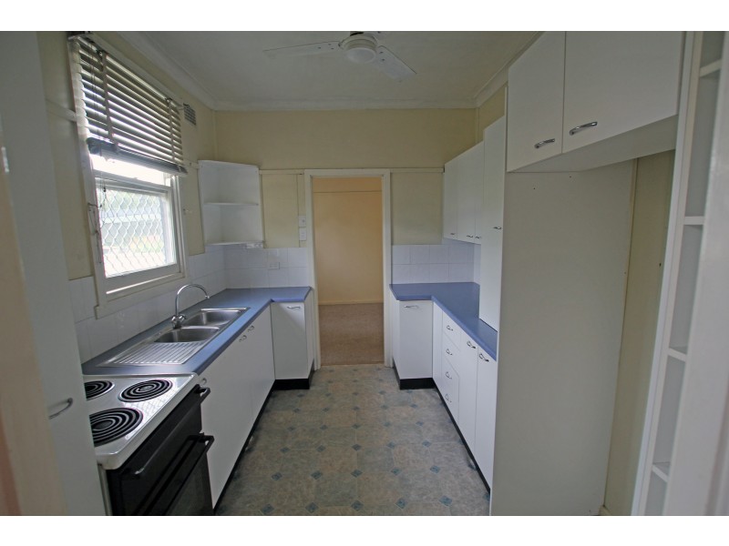 6 Latham Avenue, Taree NSW 2430