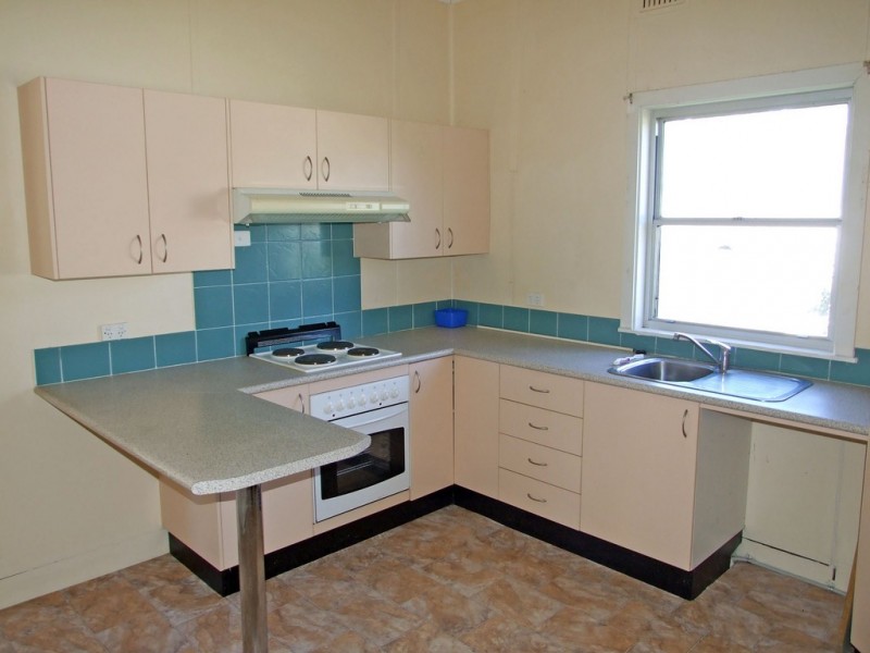 4 York Street, Taree NSW 2430