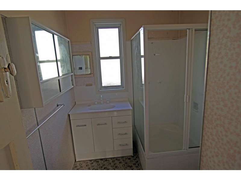 4 York Street, Taree NSW 2430