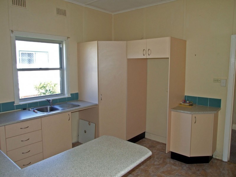 4 York Street, Taree NSW 2430