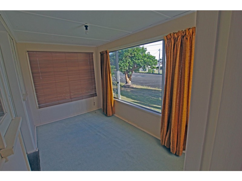 4 York Street, Taree NSW 2430