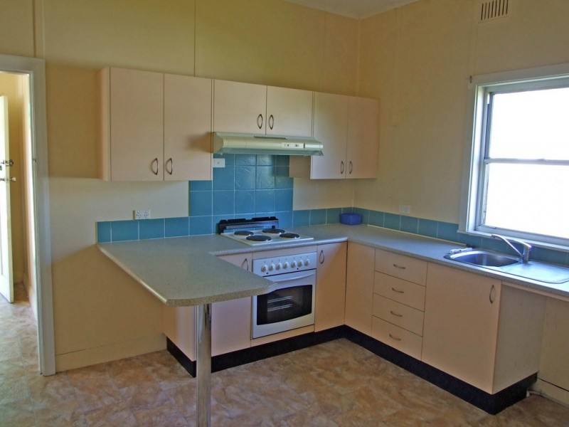 4 York Street, Taree NSW 2430