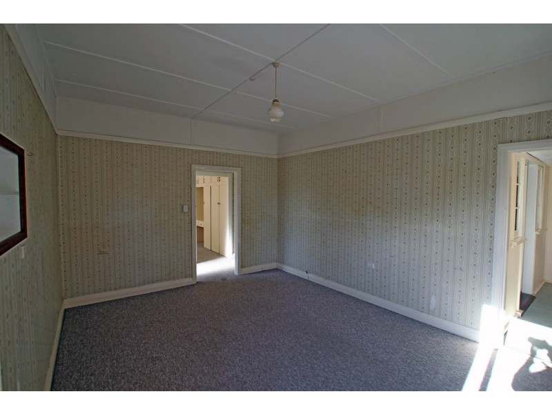 4 York Street, Taree NSW 2430