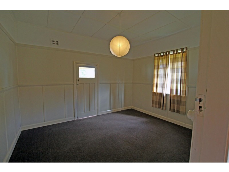 18 Beeton Parade, Taree NSW 2430