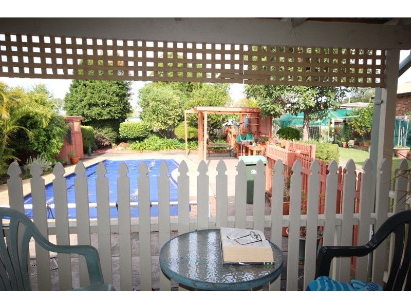 2 McLaughlin Avenue, Taree NSW 2430