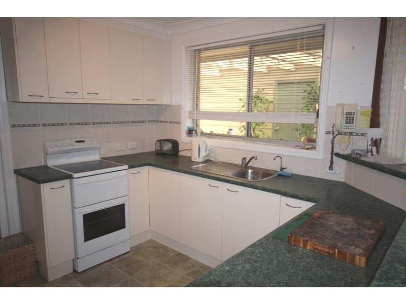 2 McLaughlin Avenue, Taree NSW 2430