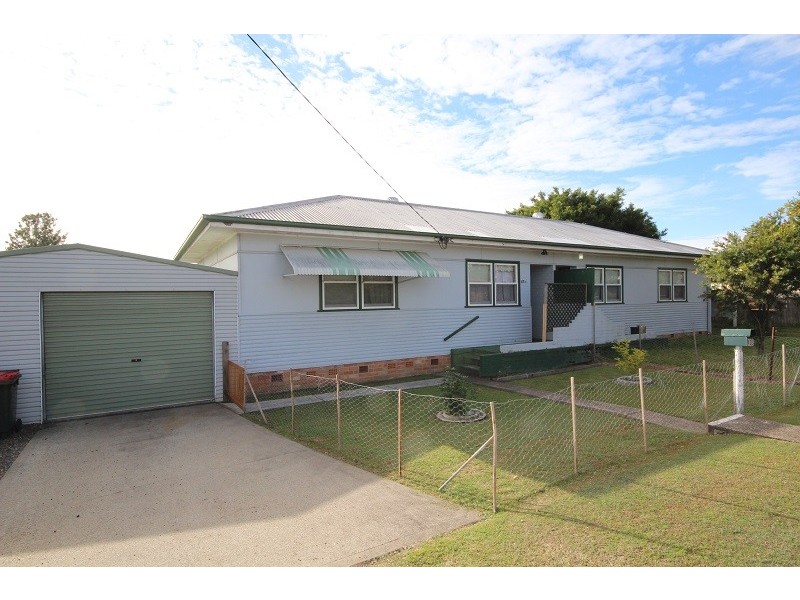 43 Florence Street, Taree NSW 2430