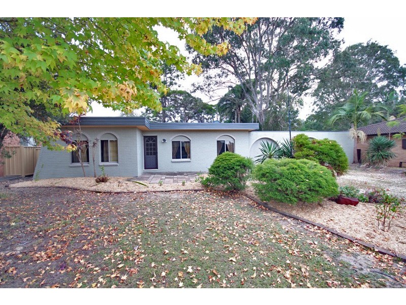 69 Bushland Drive, Taree NSW 2430