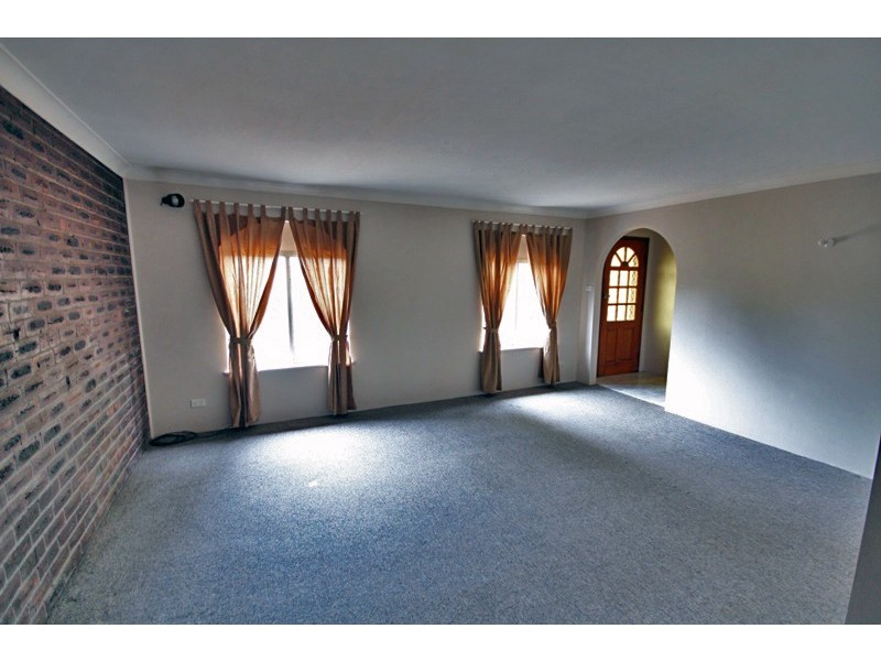 69 Bushland Drive, Taree NSW 2430