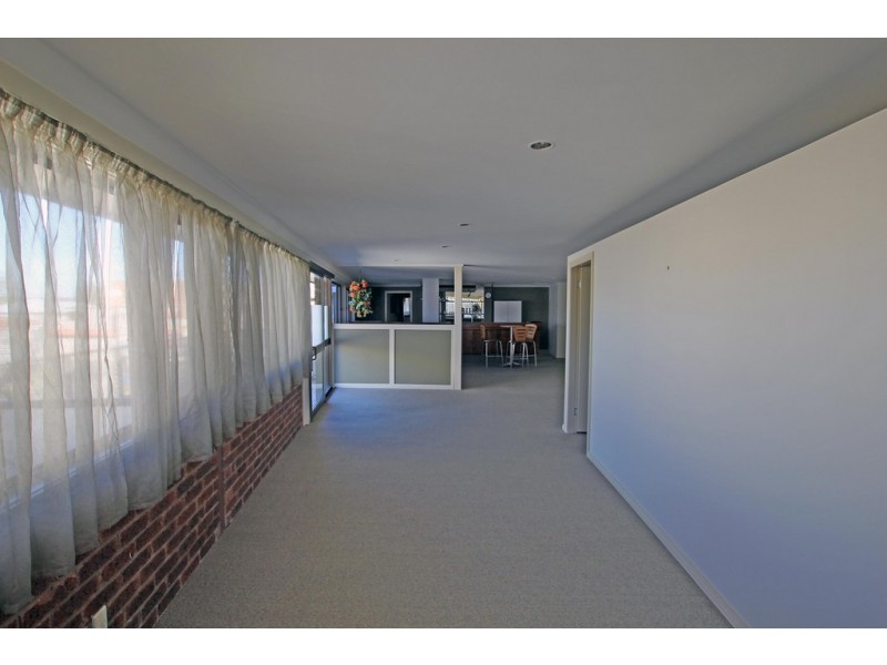 1/18A Pulteney Street, Taree NSW 2430