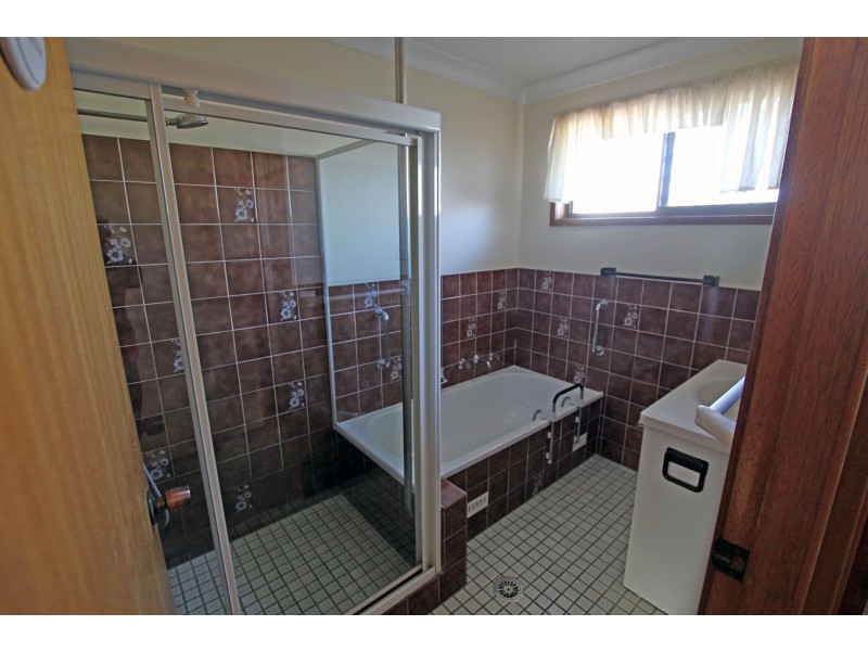 1/1 Fuchsia Drive, Taree NSW 2430