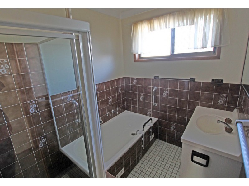 1/1 Fuchsia Drive, Taree NSW 2430