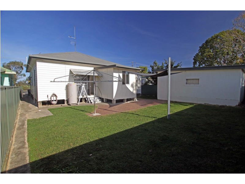 105 Edinburgh Drive, Taree NSW 2430