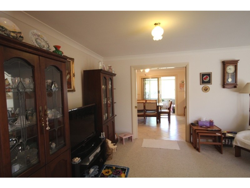 111 Waterman Street, Old Bar NSW 2430