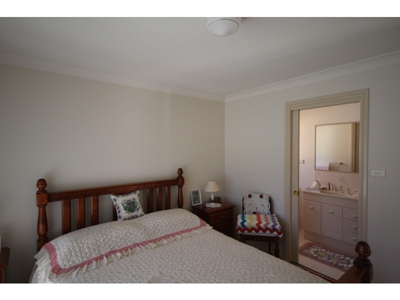 111 Waterman Street, Old Bar NSW 2430