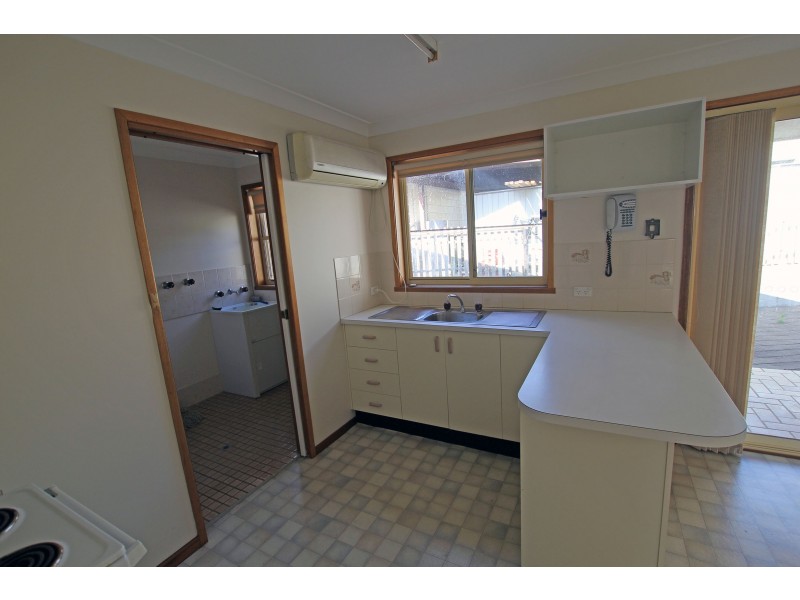 2/126 High Street, Taree NSW 2430