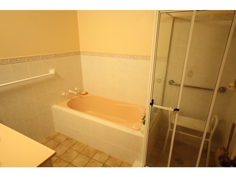 2 Meadowview Drive, Cundletown NSW 2430