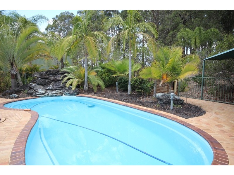 2 Meadowview Drive, Cundletown NSW 2430