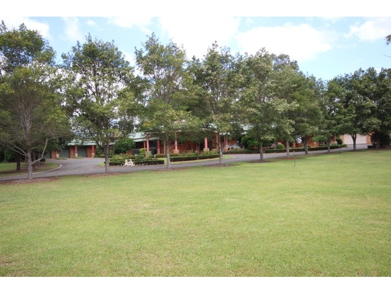 2 Meadowview Drive, Cundletown NSW 2430