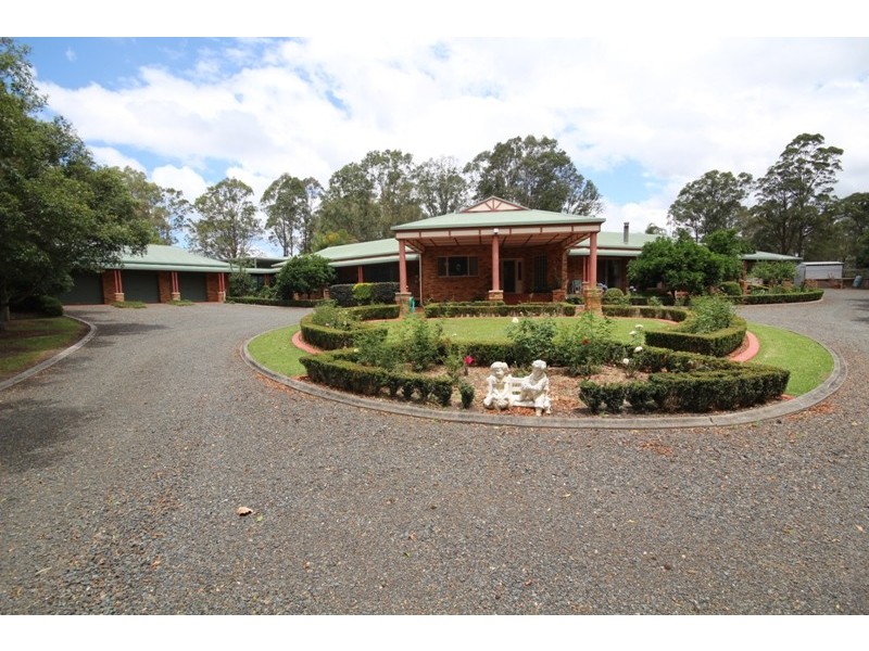 2 Meadowview Drive, Cundletown NSW 2430