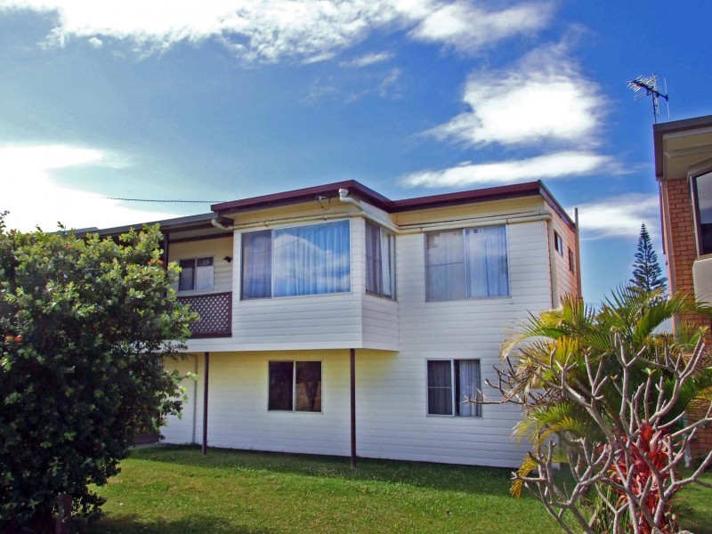 59 Main Road, Manning Point NSW 2430