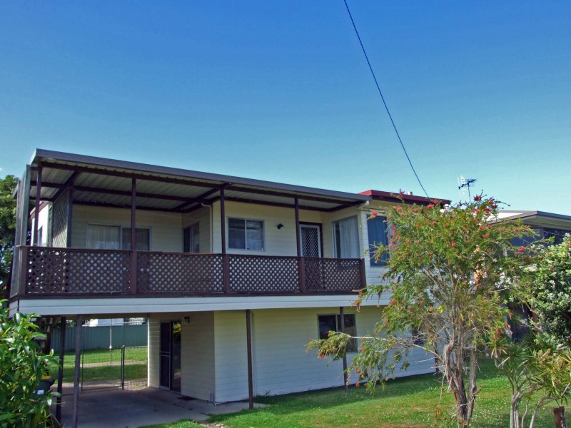 59 Main Road, Manning Point NSW 2430