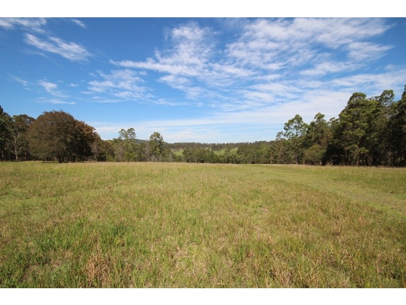 73 Somerset Road, Kimbriki NSW 2429