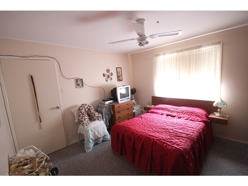 24 Plummer Street, Taree NSW 2430