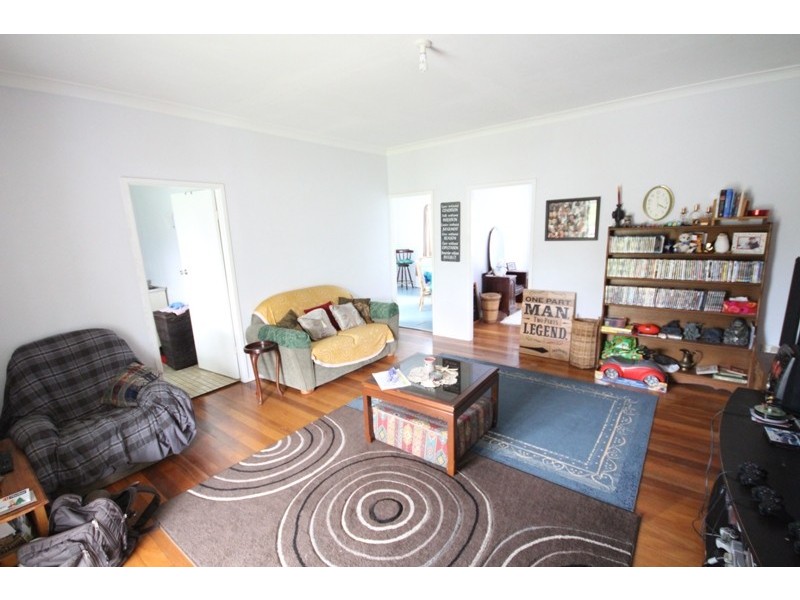 1 and 2 / 2 Allan Street, Wingham NSW 2429