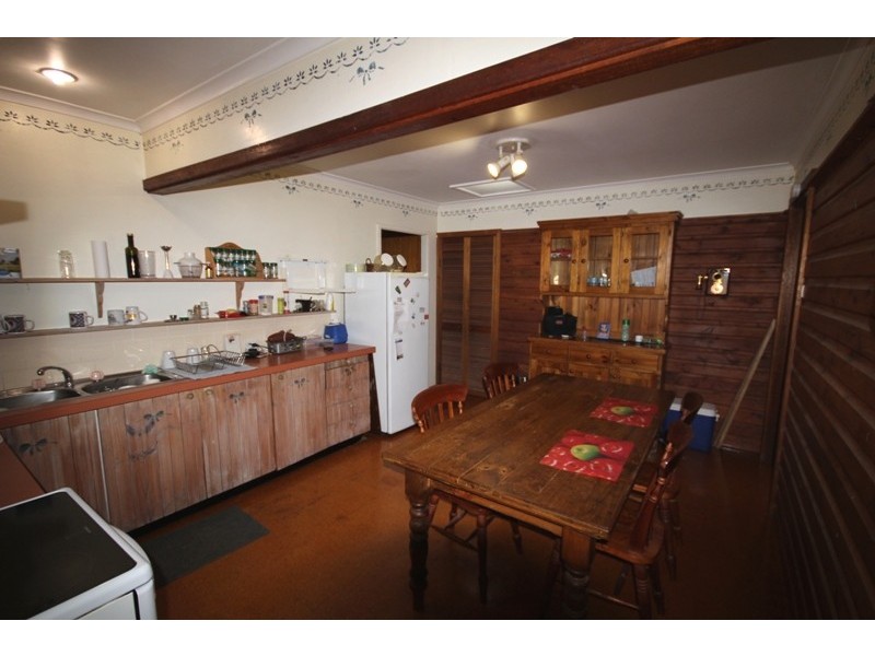 10 Greenaway Lane, Oxley Island NSW 2430