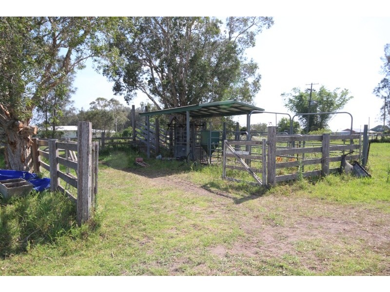 10 Greenaway Lane, Oxley Island NSW 2430