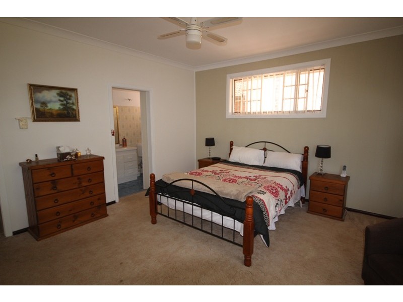 27 Ritchie Crescent, Taree NSW 2430