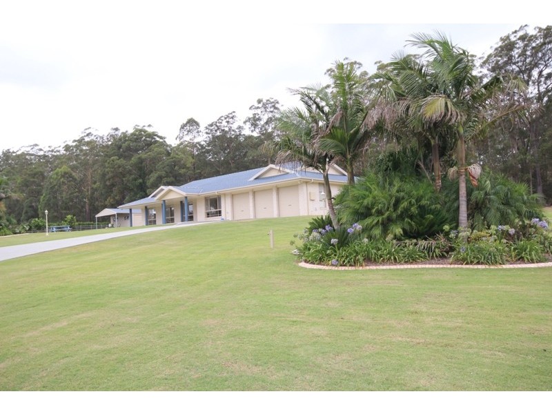 22 Mullalone Place, Pampoolah NSW 2430