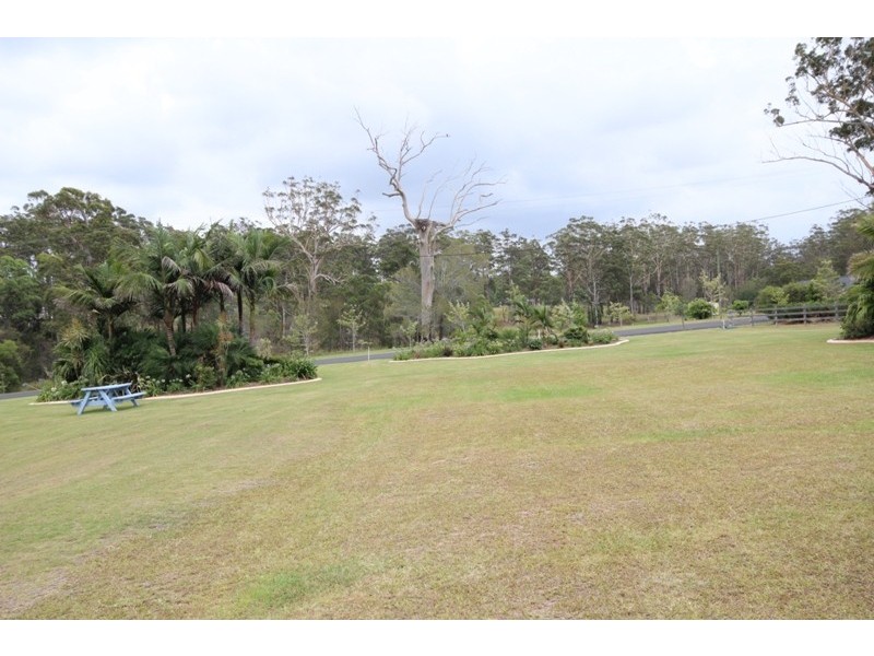 22 Mullalone Place, Pampoolah NSW 2430