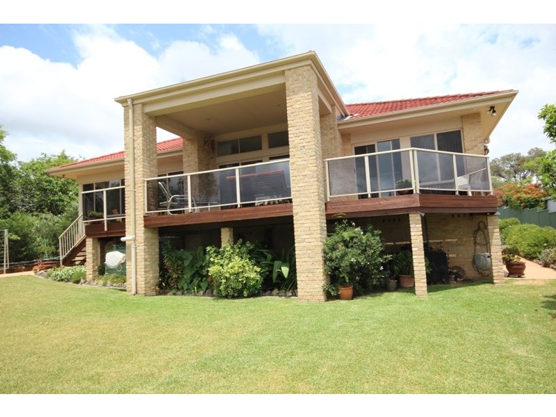 9 Winter Street, Tinonee NSW 2430