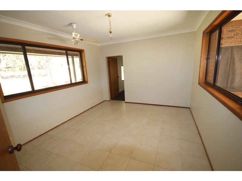48 Red Gum Road, Old Bar NSW 2430