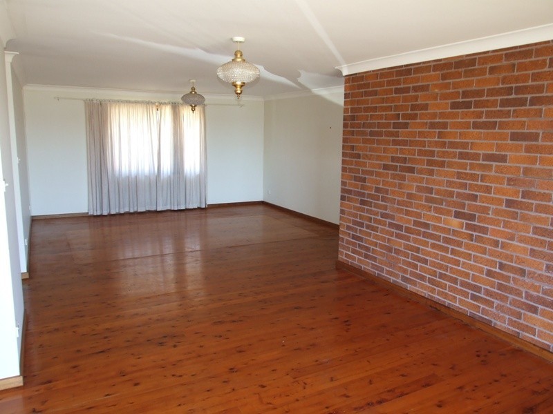 17 Main Road, Manning Point NSW 2430