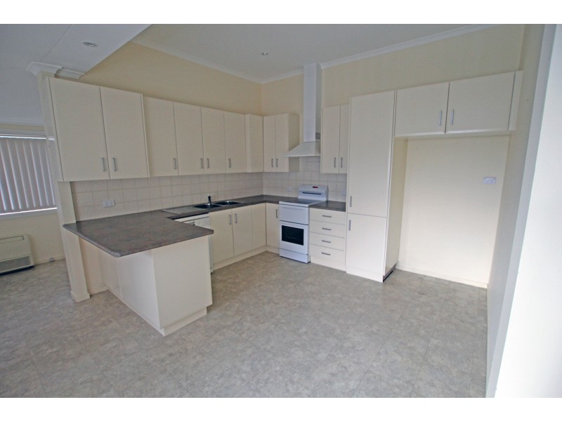 7 York Street, Taree NSW 2430