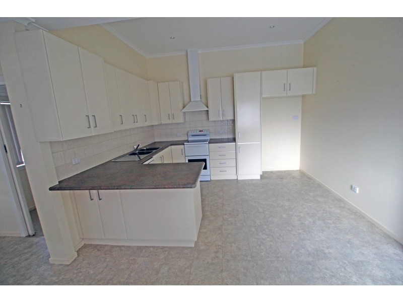 7 York Street, Taree NSW 2430