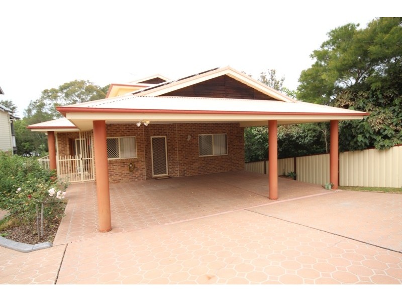 20 and 20A Crescent Avenue, Taree NSW 2430