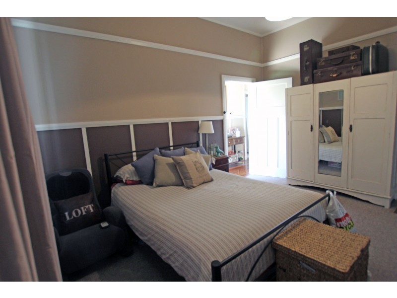 24 Beeton Parade, Taree NSW 2430