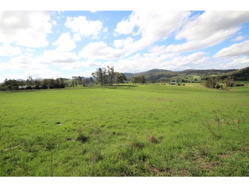 14 Pine Tree Road, Kimbriki NSW 2429