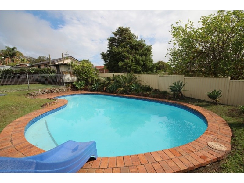 4 Orana Crescent, Taree NSW 2430