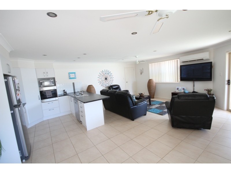 15 Hunter Place, Wingham NSW 2429