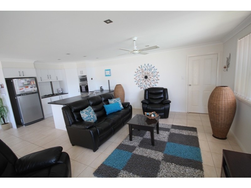 15 Hunter Place, Wingham NSW 2429